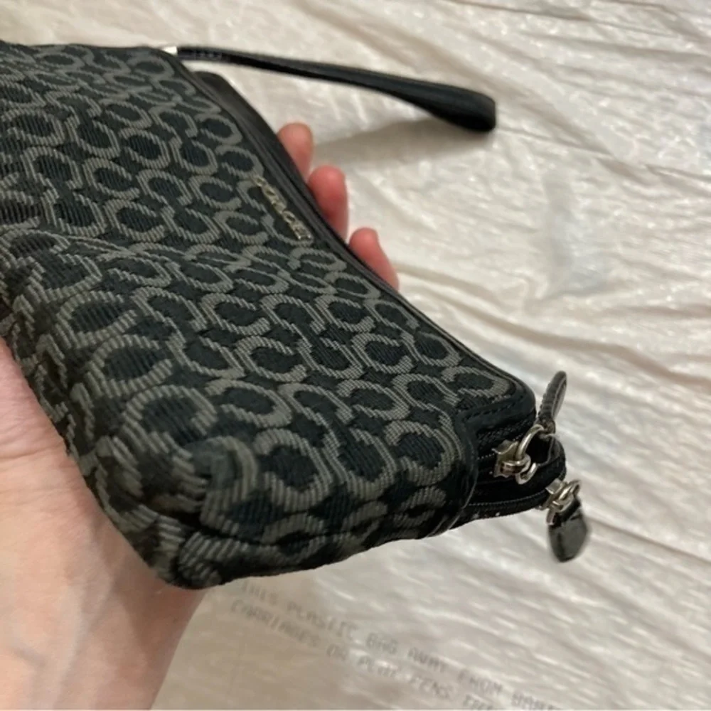 Coach black gray op c double zipper wristlet clutch bag